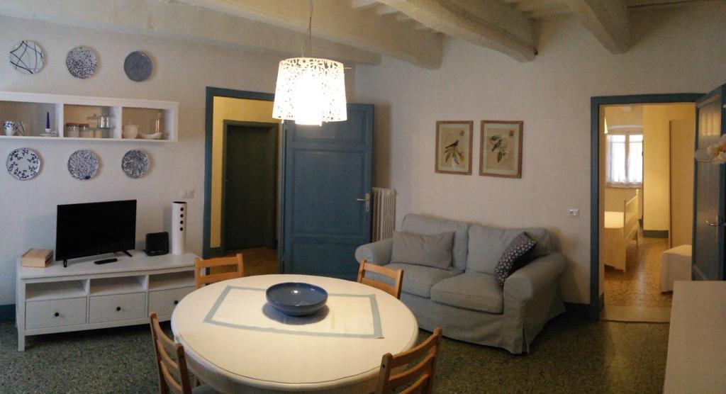 Abitare Il Borgo Piazza Del Popolo Apartment Castagneto Carducci Exterior photo